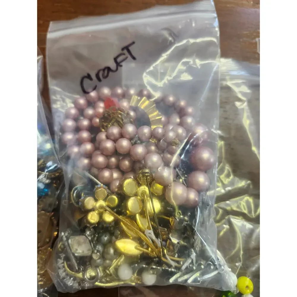 Craft jewelry vint broken wearable lot 1lb
